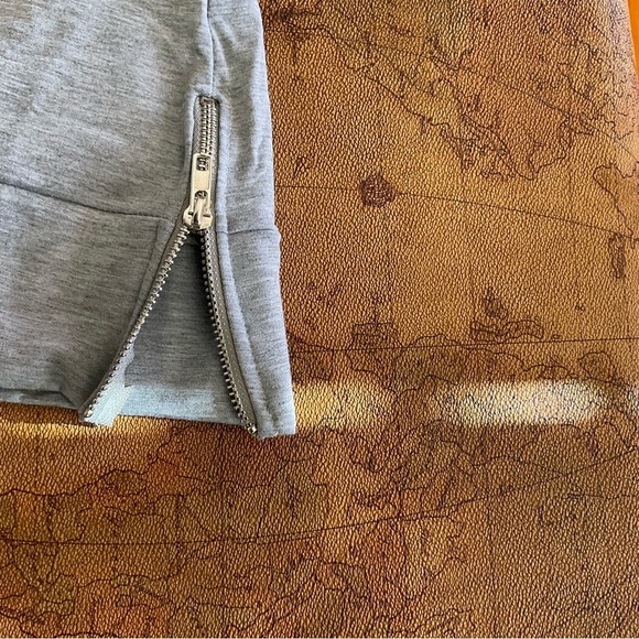 YANDY.COM Mini skirt cover-up, size medium, heathered grey - Picture 6 of 7